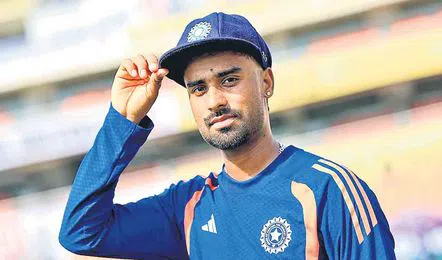 నెట్‌ బౌలర్‌ నుంచి టెస్ట్‌ హీరోగా.. మానవ్‌ సుతార్‌ అద్భుత ప్రయాణం