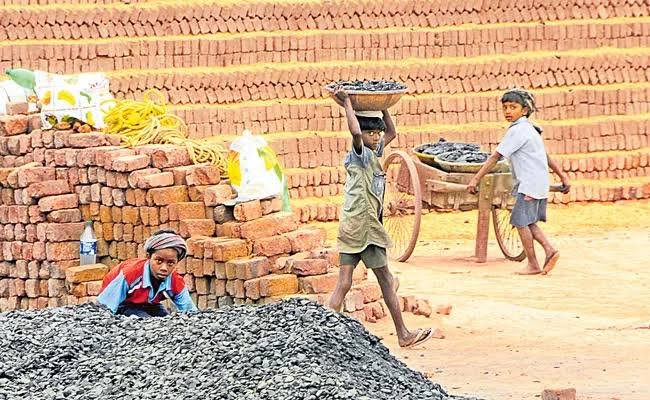 బడి వైపు ప్రగతి వైపు