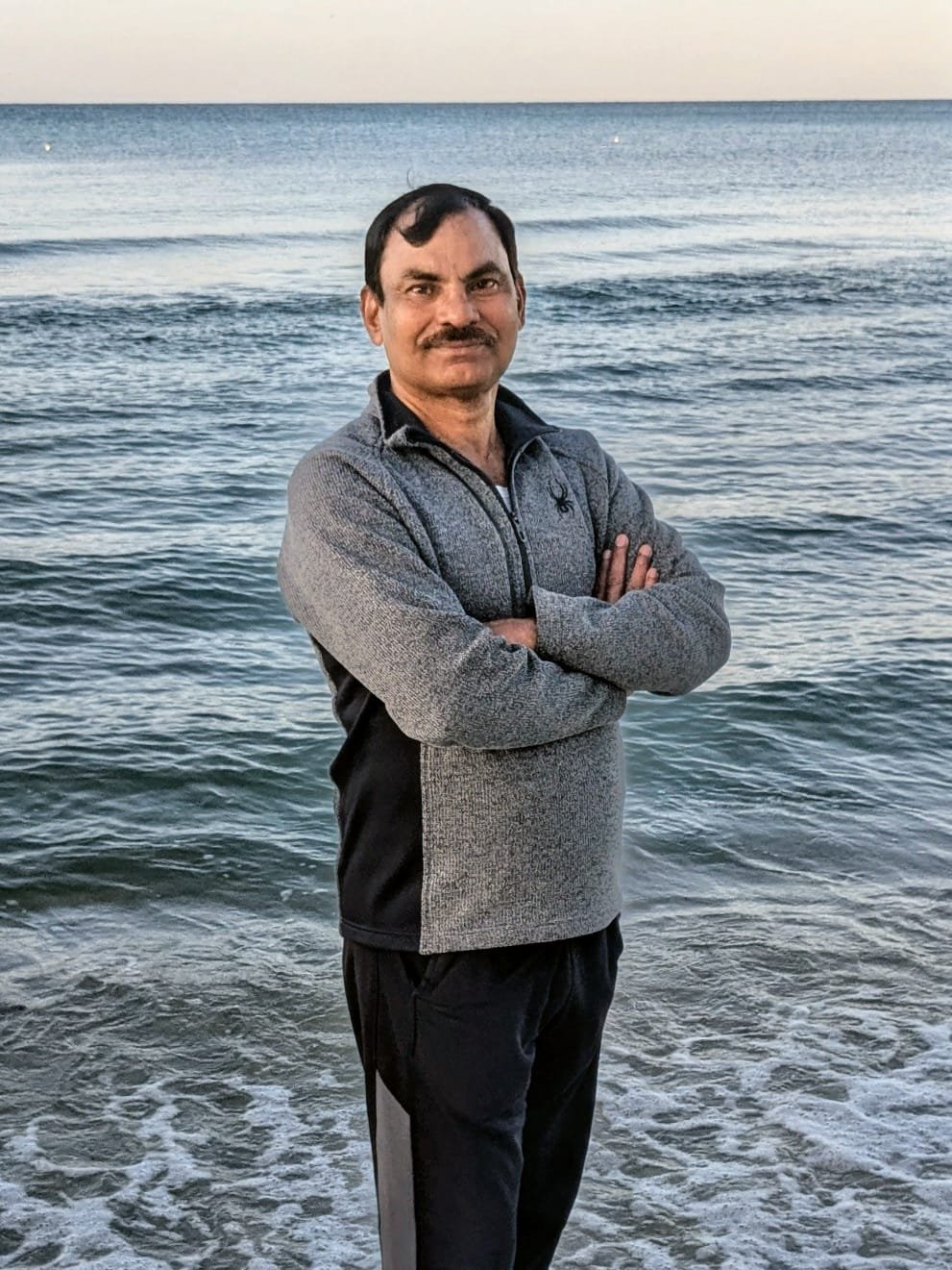 ఓ మనిషి  కాలాన్ని గెలిచేయ్