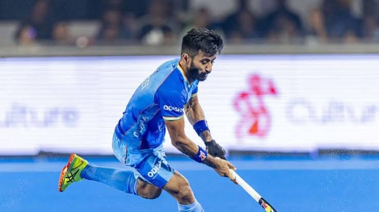 భారత హాకీ స్టార్ మన్‌ప్రీత్ సింగ్‌ సరికొత్త రికార్డు.. 