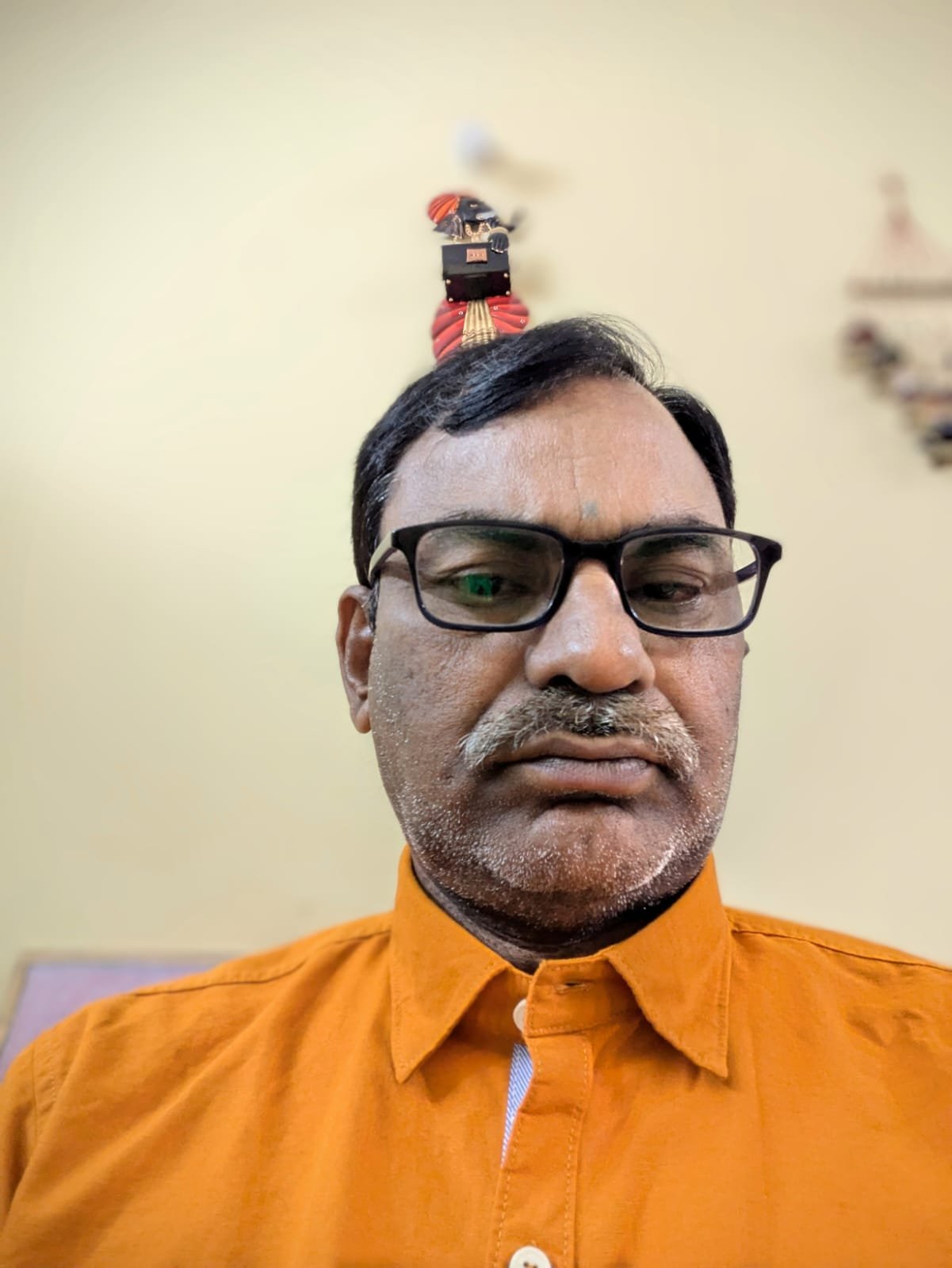 స్నేహానికన్న మిన్న లోకాన లేదురా 