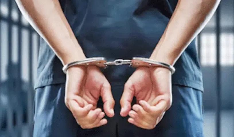  డ్ర‌గ్స్ కేసులో మాజీ రెజ్ల‌ర్ అరెస్ట్..!