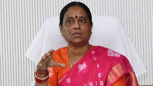 మంత్రి కొండా సురేఖ వ్యవహారంపై కాంగ్రెస్ క్రమశిక్షణ కమిటీ నివేదిక సిద్ధం చేసింది.