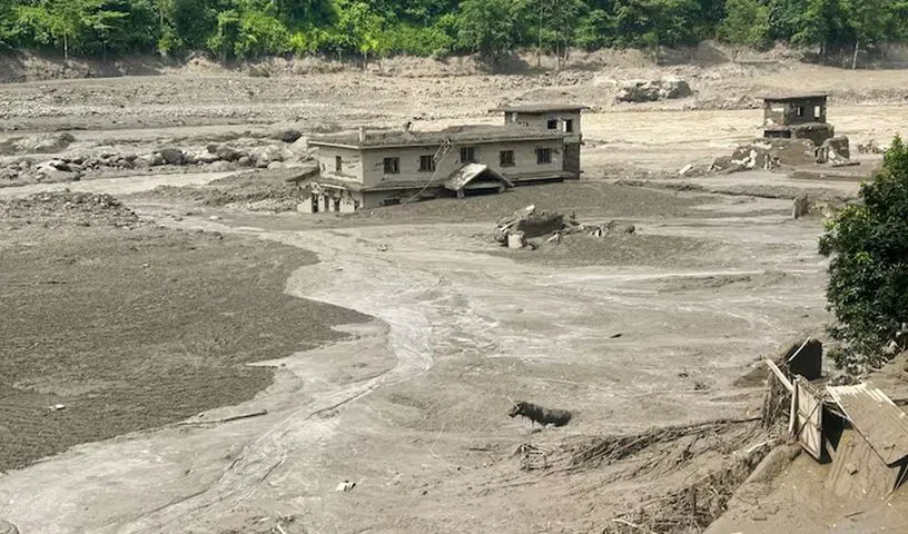 నేపాల్‌లో జ‌ల ప్ర‌ళ‌యం..