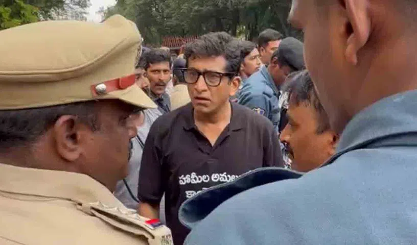 పోలీసుల తోపులాటపై ఎమ్మెల్యే సంజయ్ కల్వకుంట్ల మాస్‌ వార్నింగ్‌