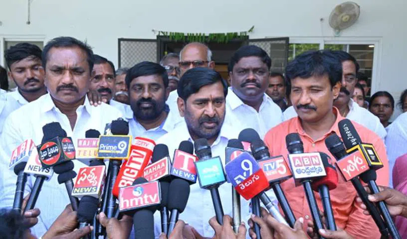 తెలంగాణ‌కు ప‌ట్టిన దెయ్యం కాంగ్రెస్ 