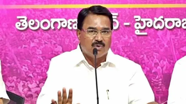 జూరాలలో 9 టీఎంసీల నీళ్లు.. రైతులకు ఎందుకివ్వరు?
