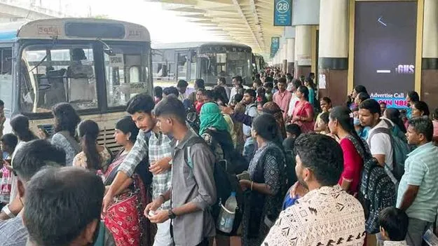 దసరాకు టీజీఎస్‌ఆర్టీసీ 7 వేల ప్రత్యేక బస్సులు..